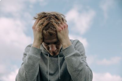 O que é depressão e como ela se manifesta?